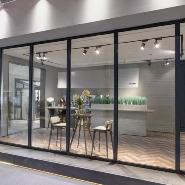 系統(tǒng)門窗是如何實現(xiàn)冬暖夏涼的？看看你就知道了！